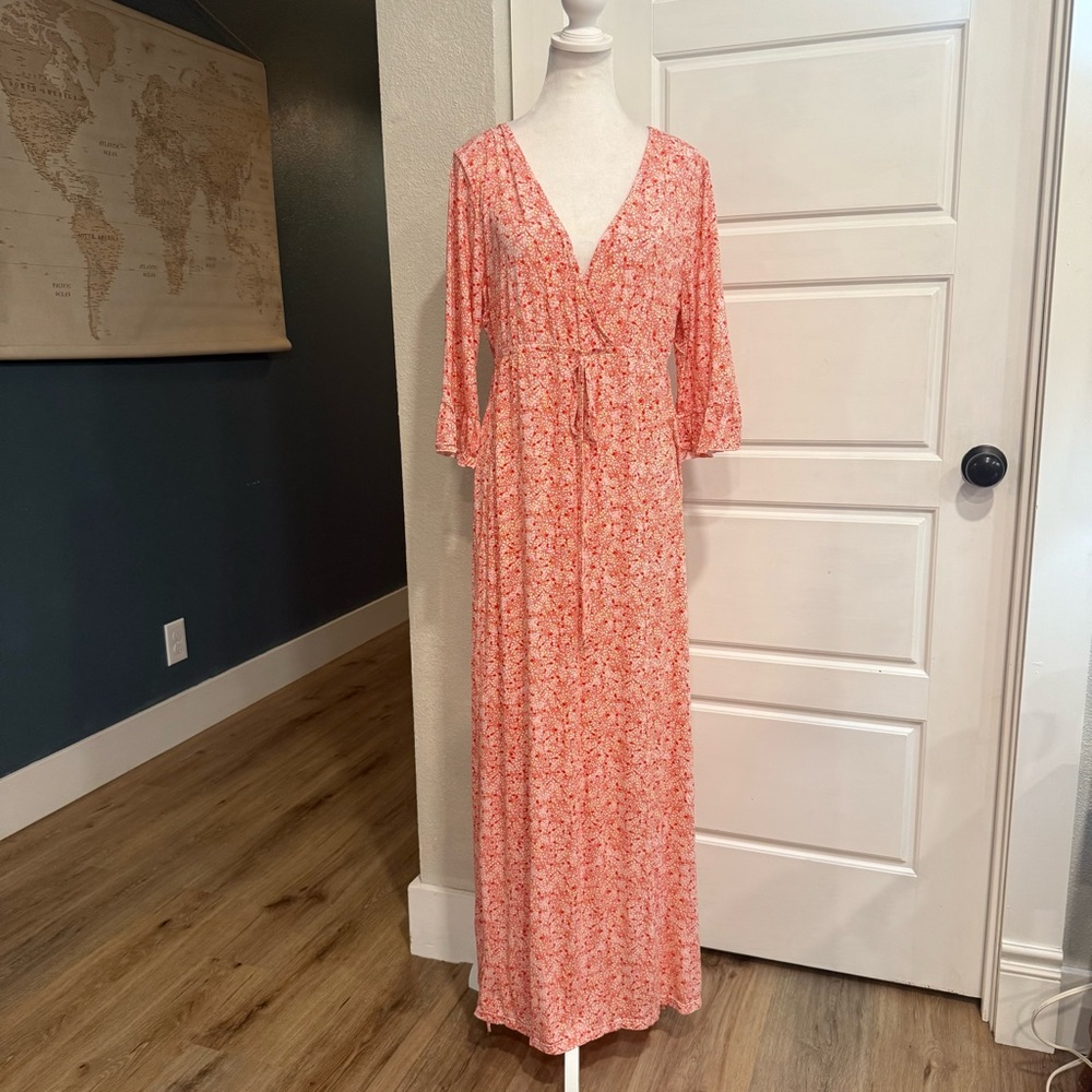 VENUS Pink Coral Floral Maxi Dress Size M Boho V-Neck Tie Waist Side Slits